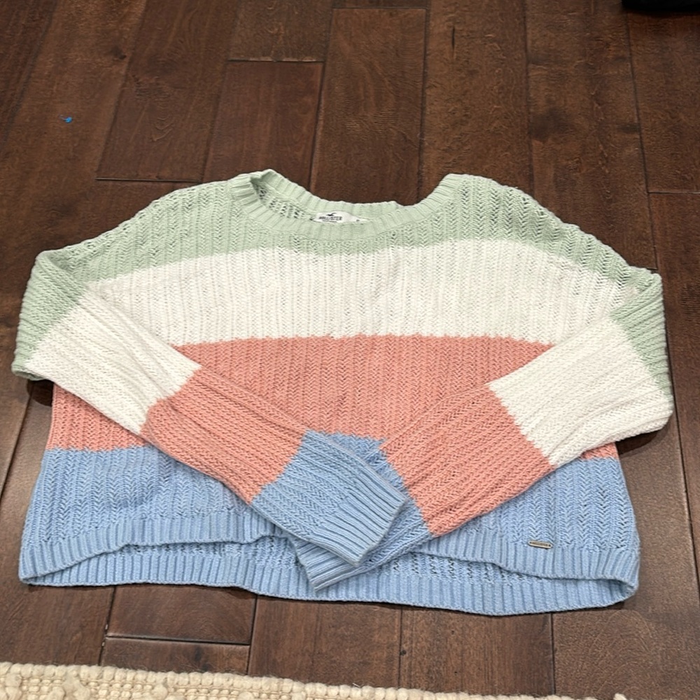 Hollister cropped sweater